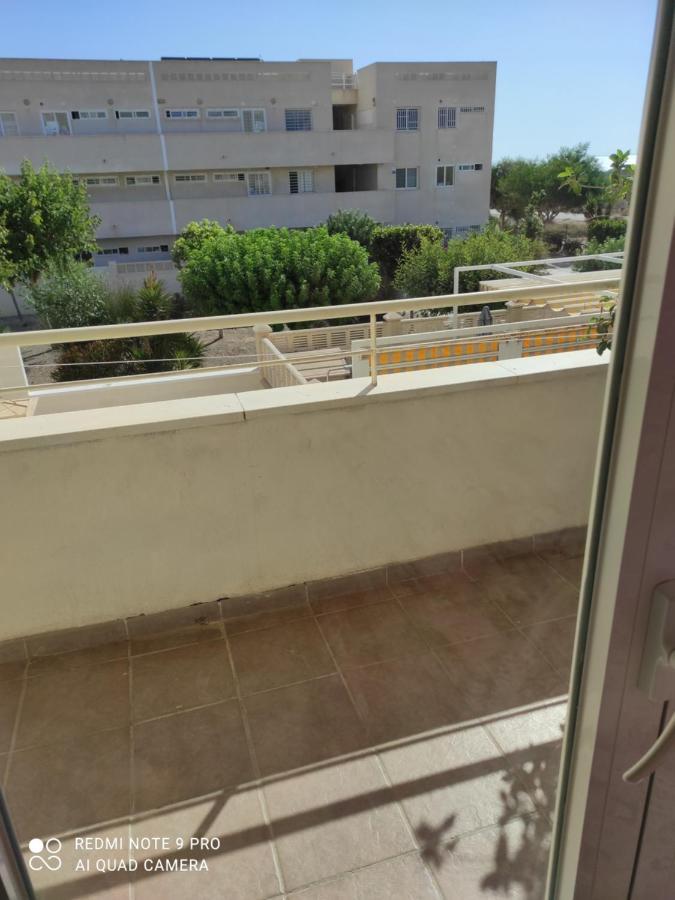 Habitaciones En Casa Compartida Retamar Almería Exterior foto